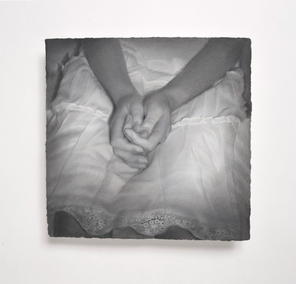 Hands (2013-2014). Pastel on hand made paper. 36 x 37 cm