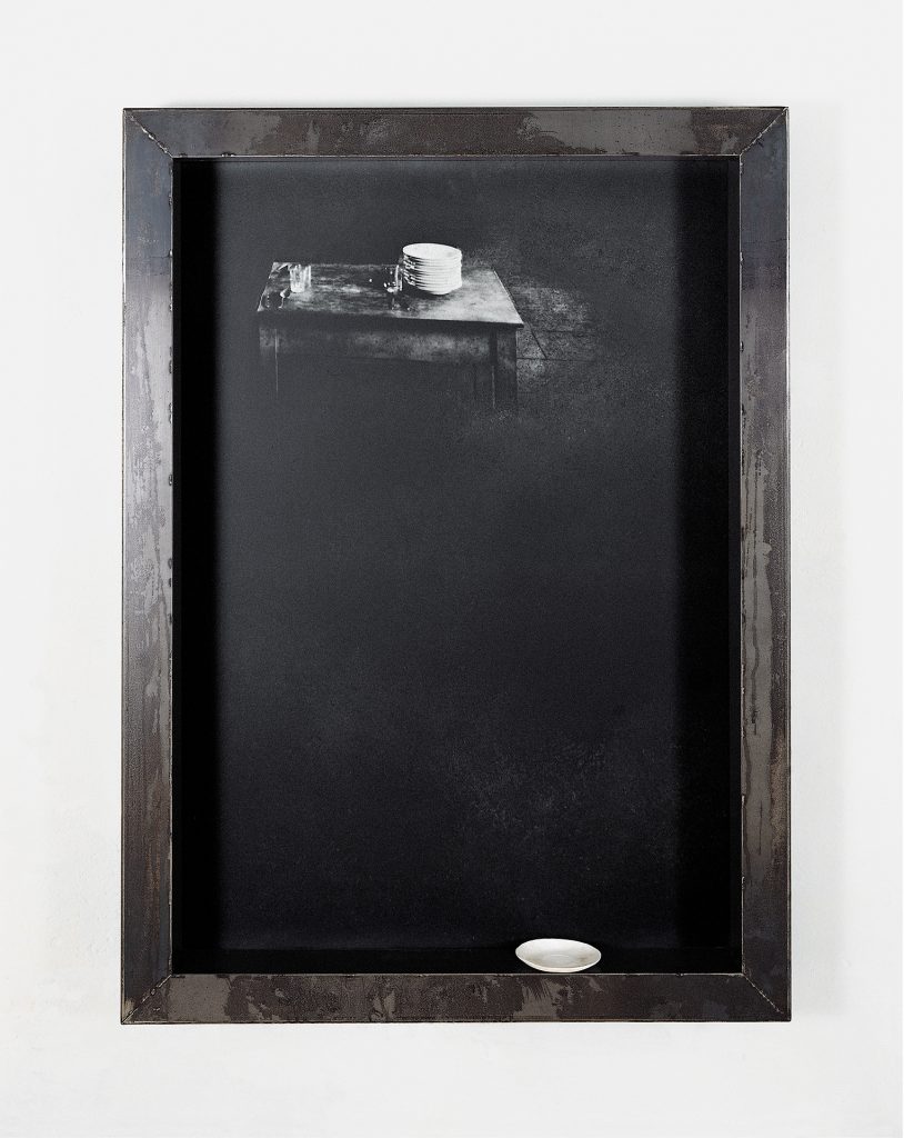 Untitled (in attesa) (1998-99). Iron, macrodevelopment of photographic image, hand-made paper. 150 x 110 x 14 cm