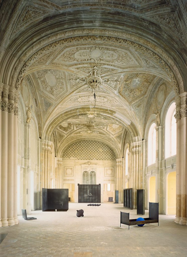 "Things", Installation at the State Russian Museum, St.Petersburg, Russia (1998)