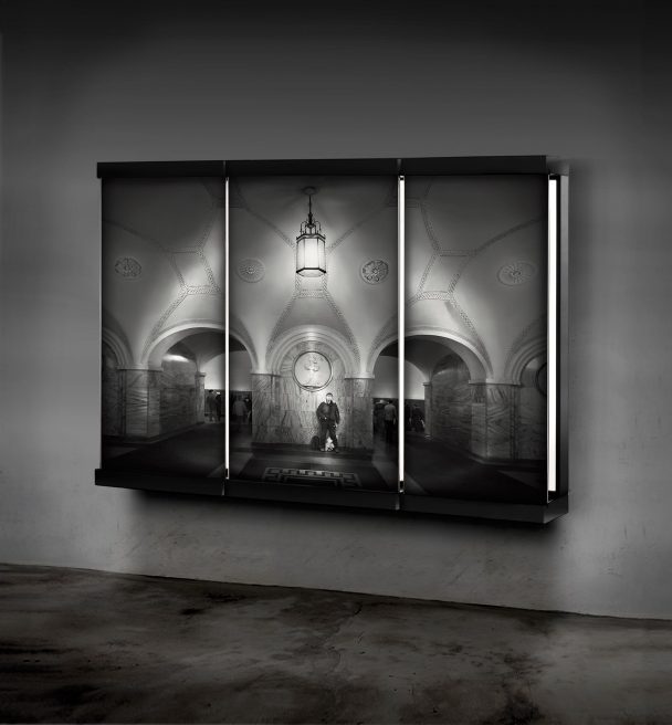Park Kultura (side view)(2007-2010). Image on glass, lacquered wood, light. 157 x 193 x 28 cm