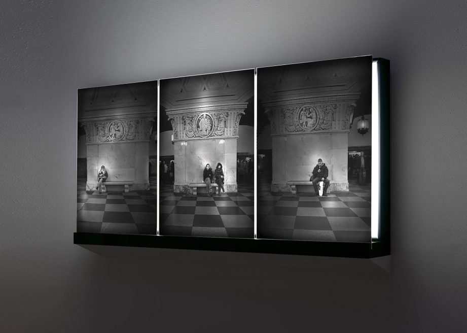 Prospekt Mira (side view)(2007-2009). Image on glass, lacquered wood, light. 78 x 167 x 20 cm