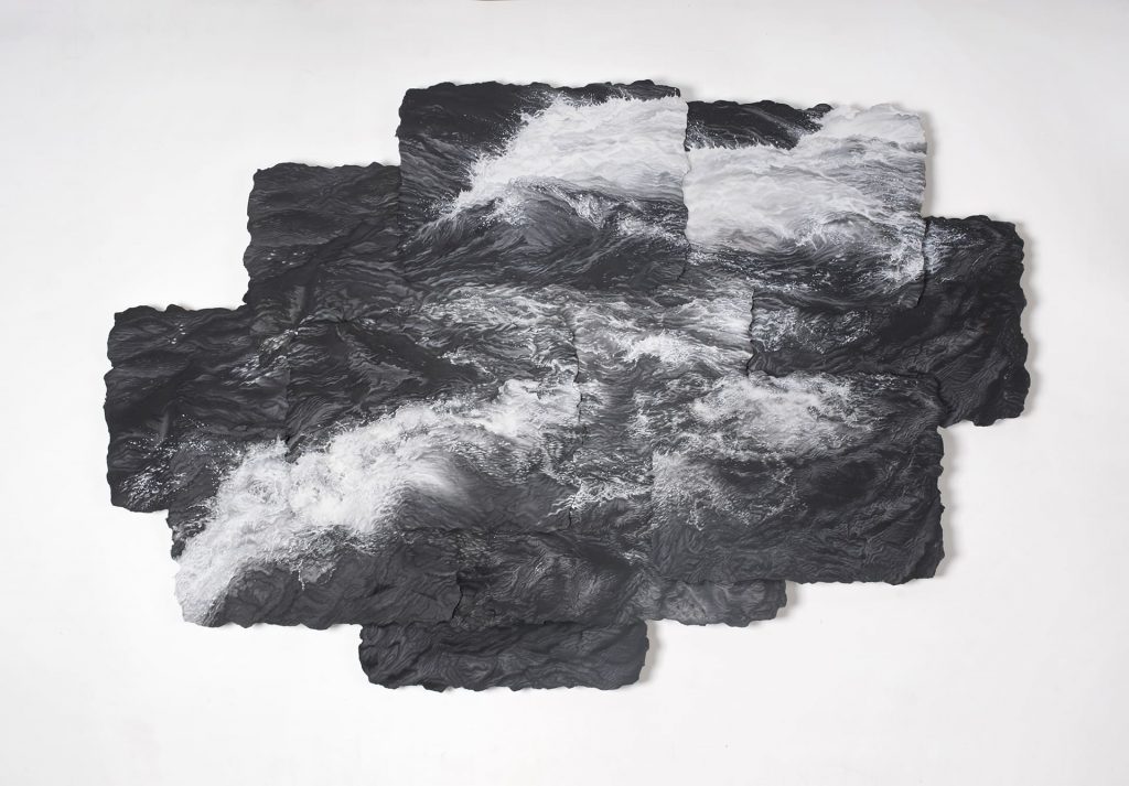 Sea (2019). Pastel on hand made paper. 80 x 120 cm